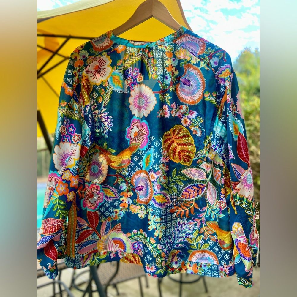 Johnny Was 100% Silk Kalani Blouse. Size L. - Picture 4 of 16